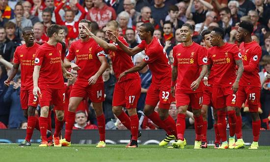 记者：利雅得新月希望签下萨拉赫，美职联的圣地亚哥也有意