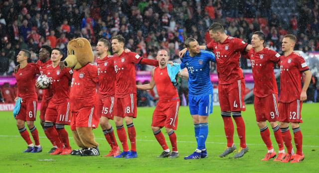 半场战报：多特2-0斯图加特，埃姆雷-詹点射，拜尔破门